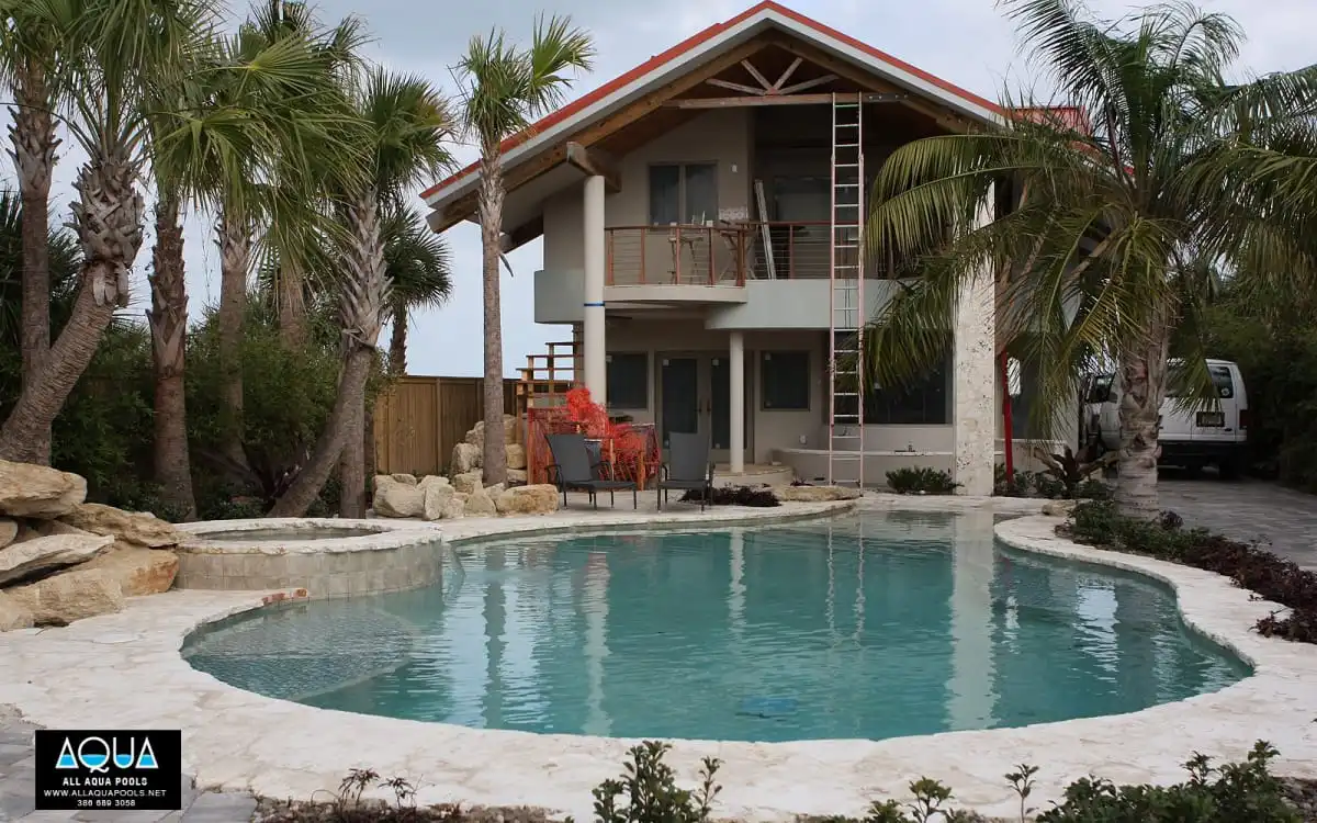 47-Pool-with-spa-and-beach-entry-New-Smyrna-Beach.jpg