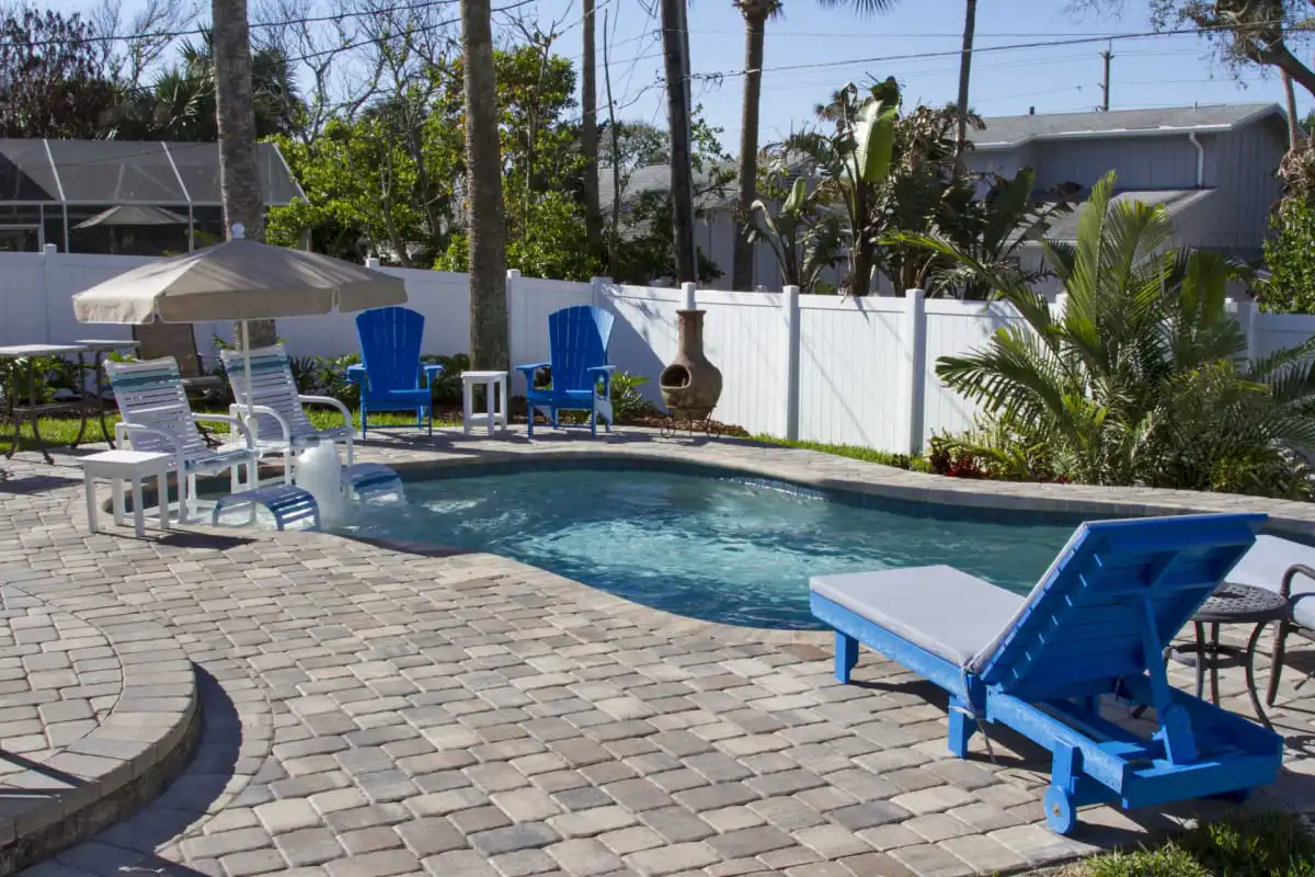 Expansive-paver-deck-compliments-white-diamond-interior-finish.jpg