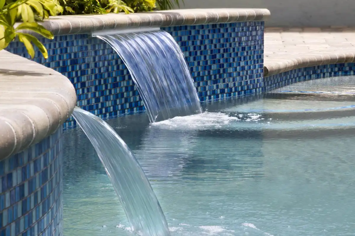 Wall-with-waterfalls.jpg