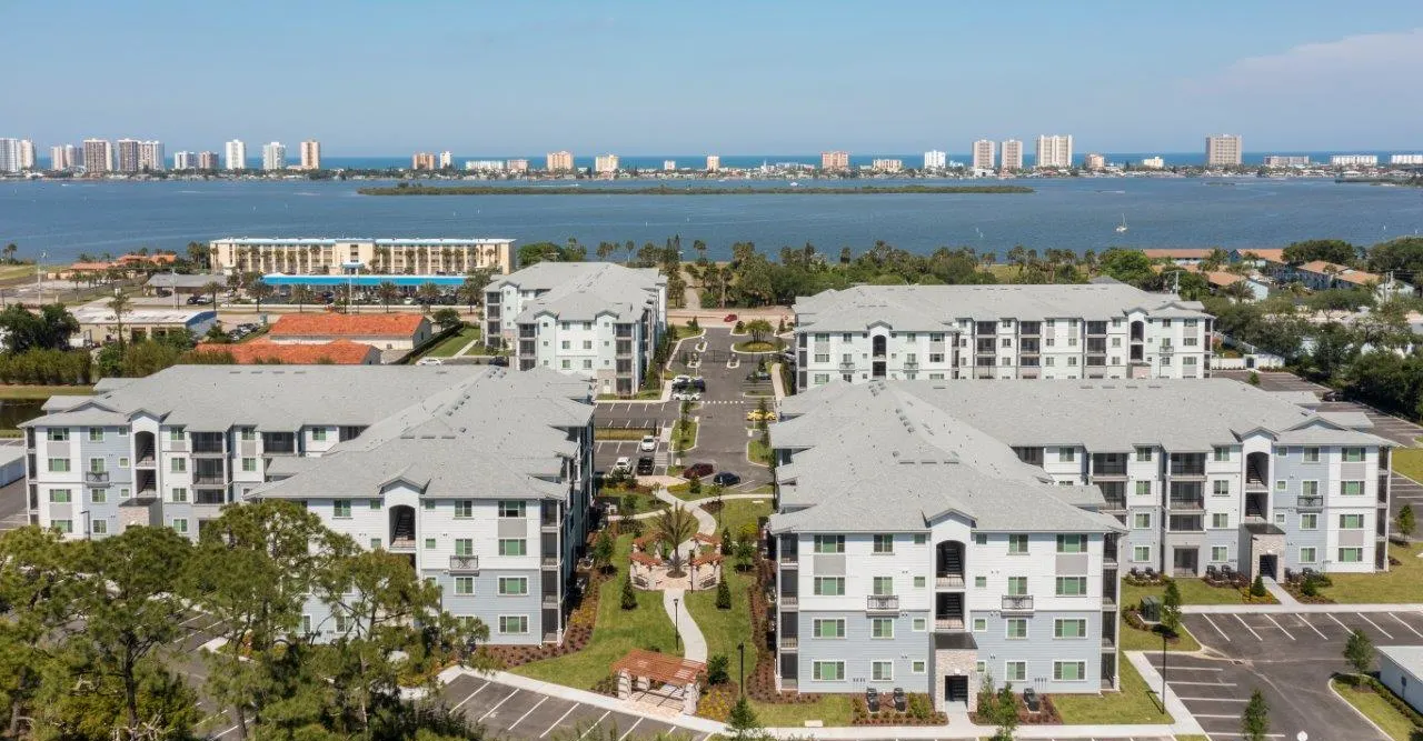 p1815961_enclave-at-3230-south-daytona-apartment-homes-61-1